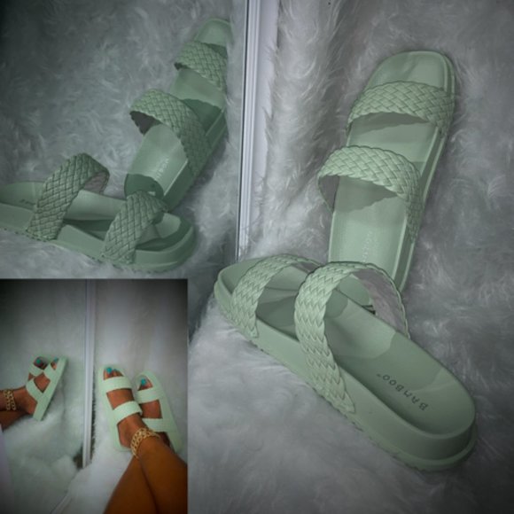 Shoes - sandals